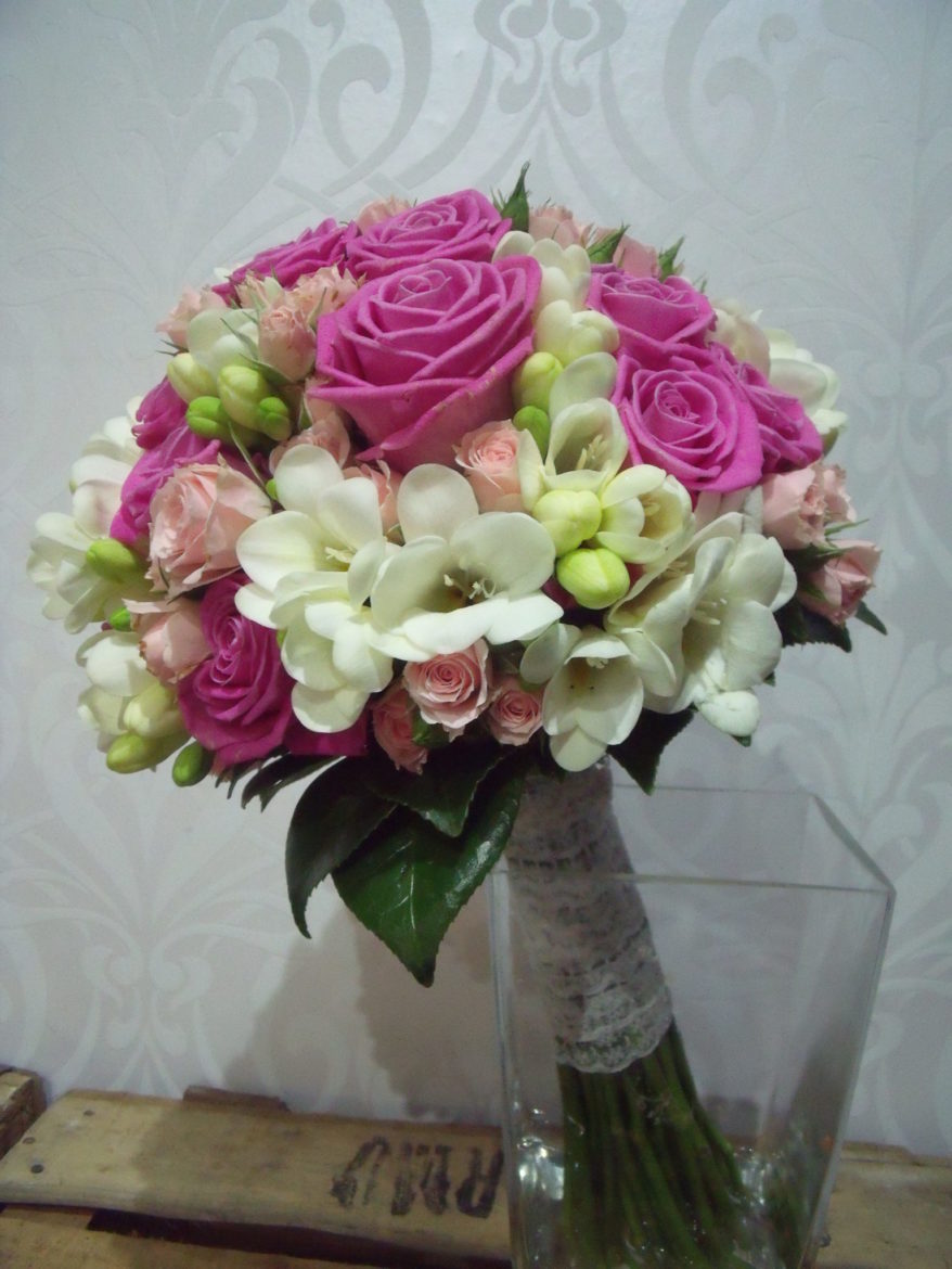 Bouquet blanco y rosa